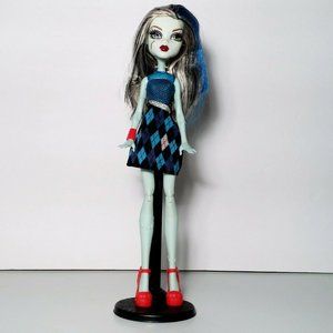 Monster High Basic Frankie Stein Doll Mattel 2015